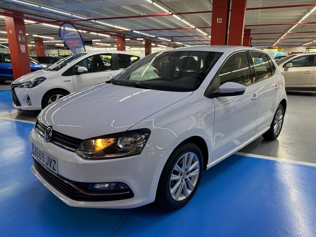 VOLKSWAGEN Polo (A-Polo Plus 1.2 TSI BMT 66 kW (90 CV)) en Barcelona