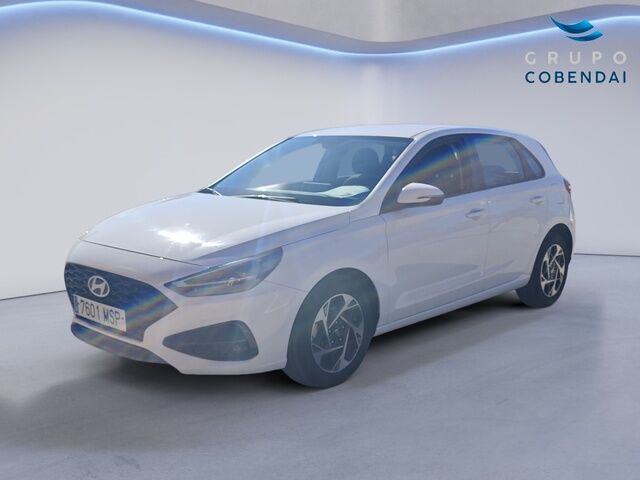 HYUNDAI i30 (1.0 TGDI 48V Klass 74 kW (100 CV)) en Madrid