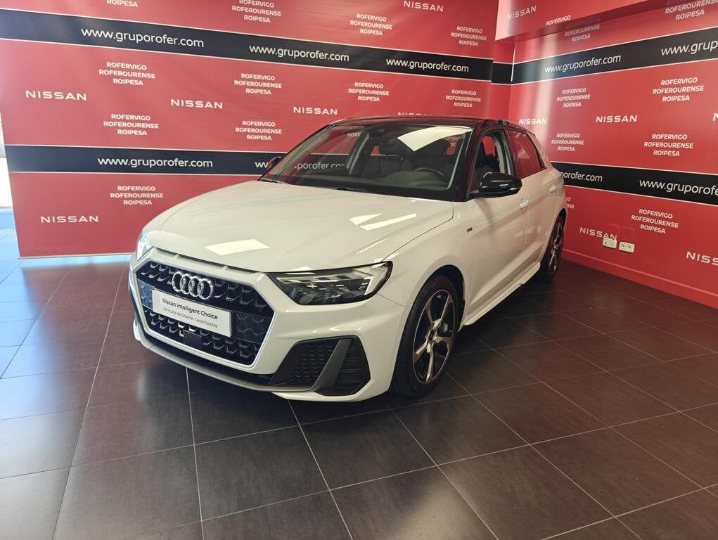 AUDI A1 (30 116cv S tronic S Line) en Pontevedra