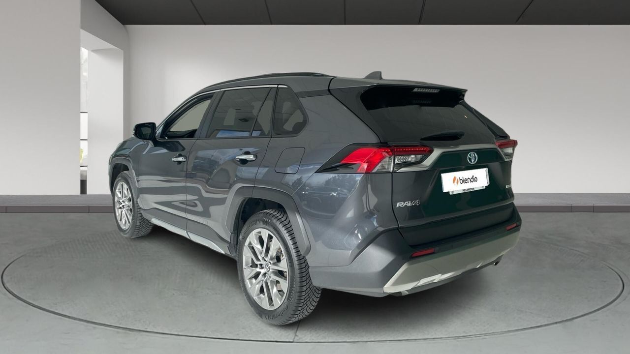 Foto del TOYOTA RAV-4 2.5 hybrid 2WD Advance