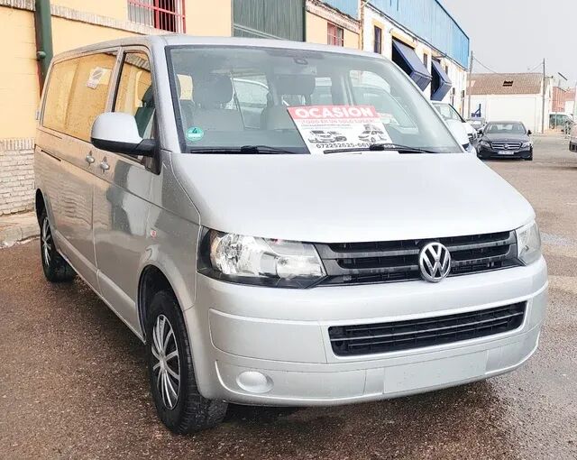 Foto del VOLKSWAGEN Caravelle 2.0TDI BMT Comfortline Ed.L 140