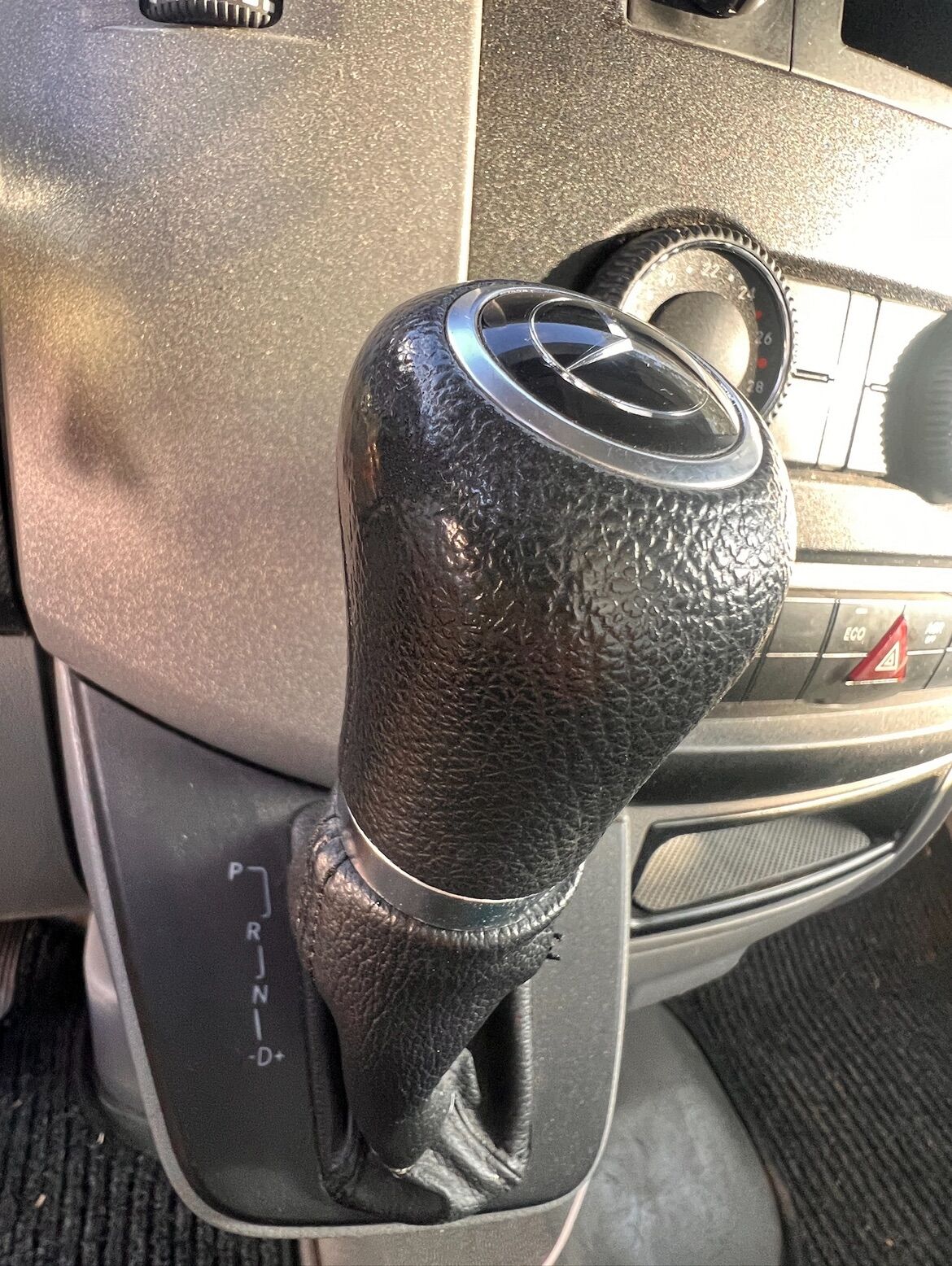 Foto del MERCEDES Sprinter Furgón 313CDI Medio T.E.