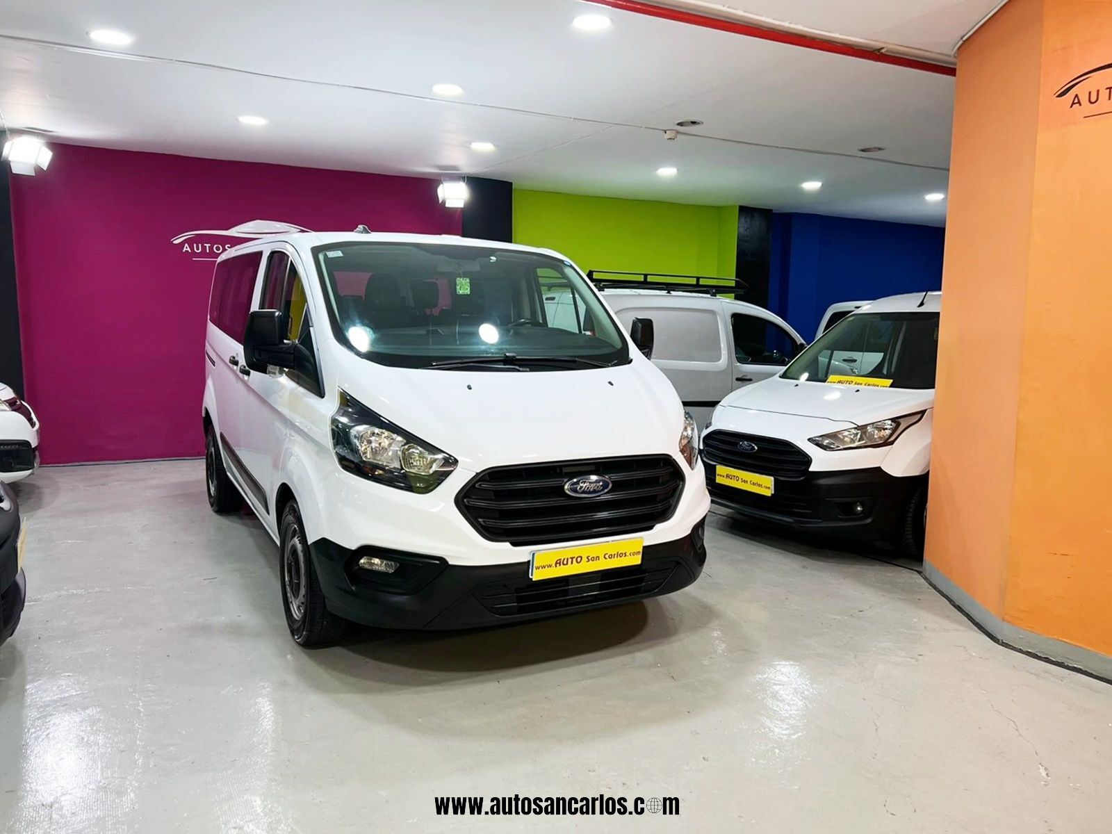 Foto del FORD Transit Custom FT 320 L1 Kombi Trend EcoBlue 130