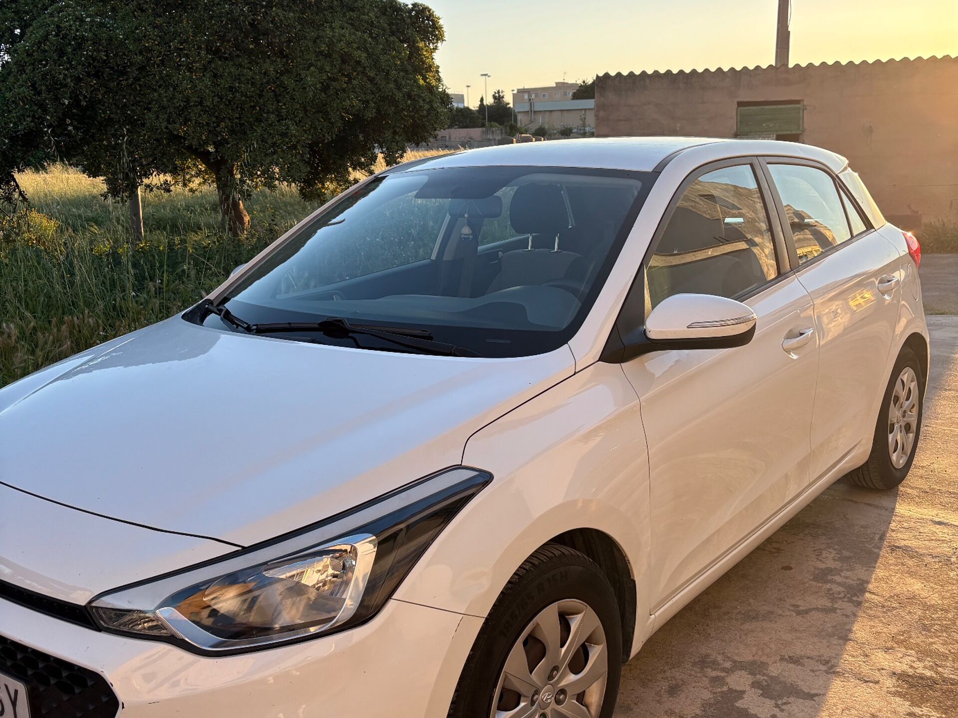 Imagen 1 de HYUNDAI i20