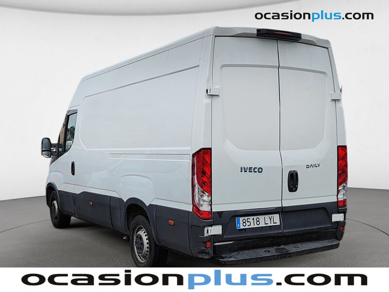Foto del IVECO Daily Furgón 35C16 V 3520L H2 12.0 156
