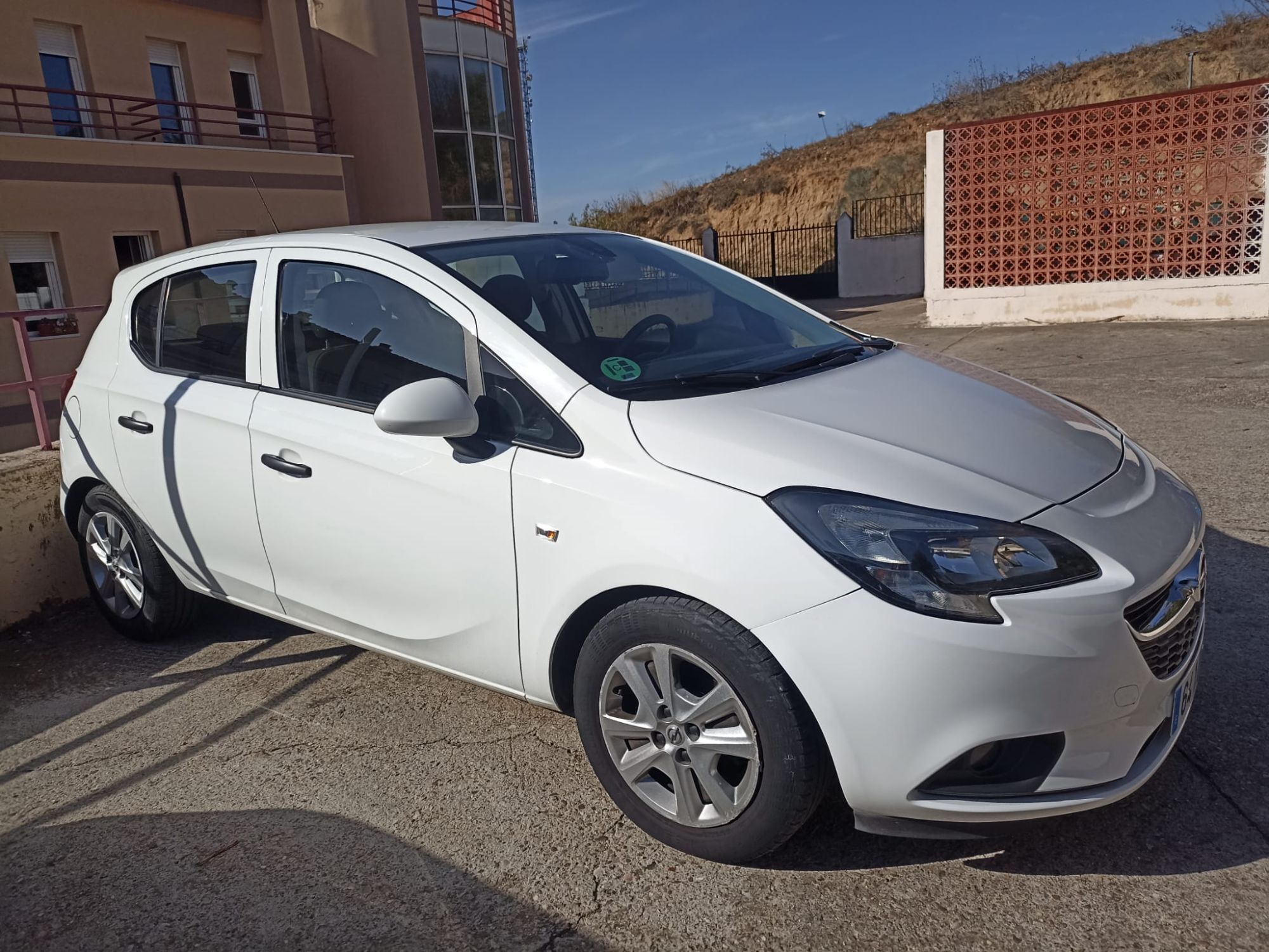 Foto del OPEL Corsa 1.4 Expression 75