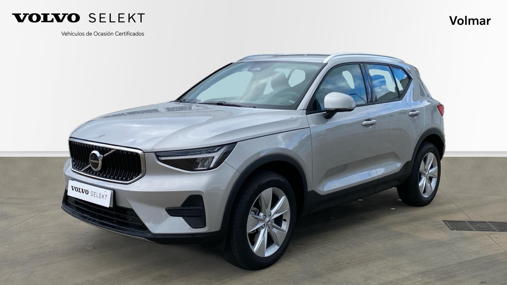 VOLVO XC40 (2.0 B3 CORE AUTO 163 5P) en Barcelona