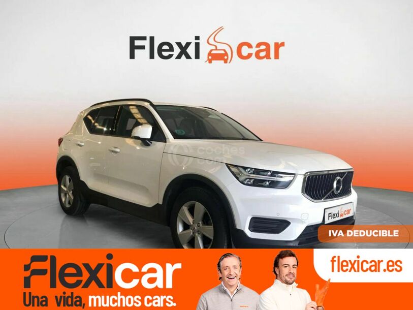 Foto del VOLVO XC40 T2 Momentum Pro