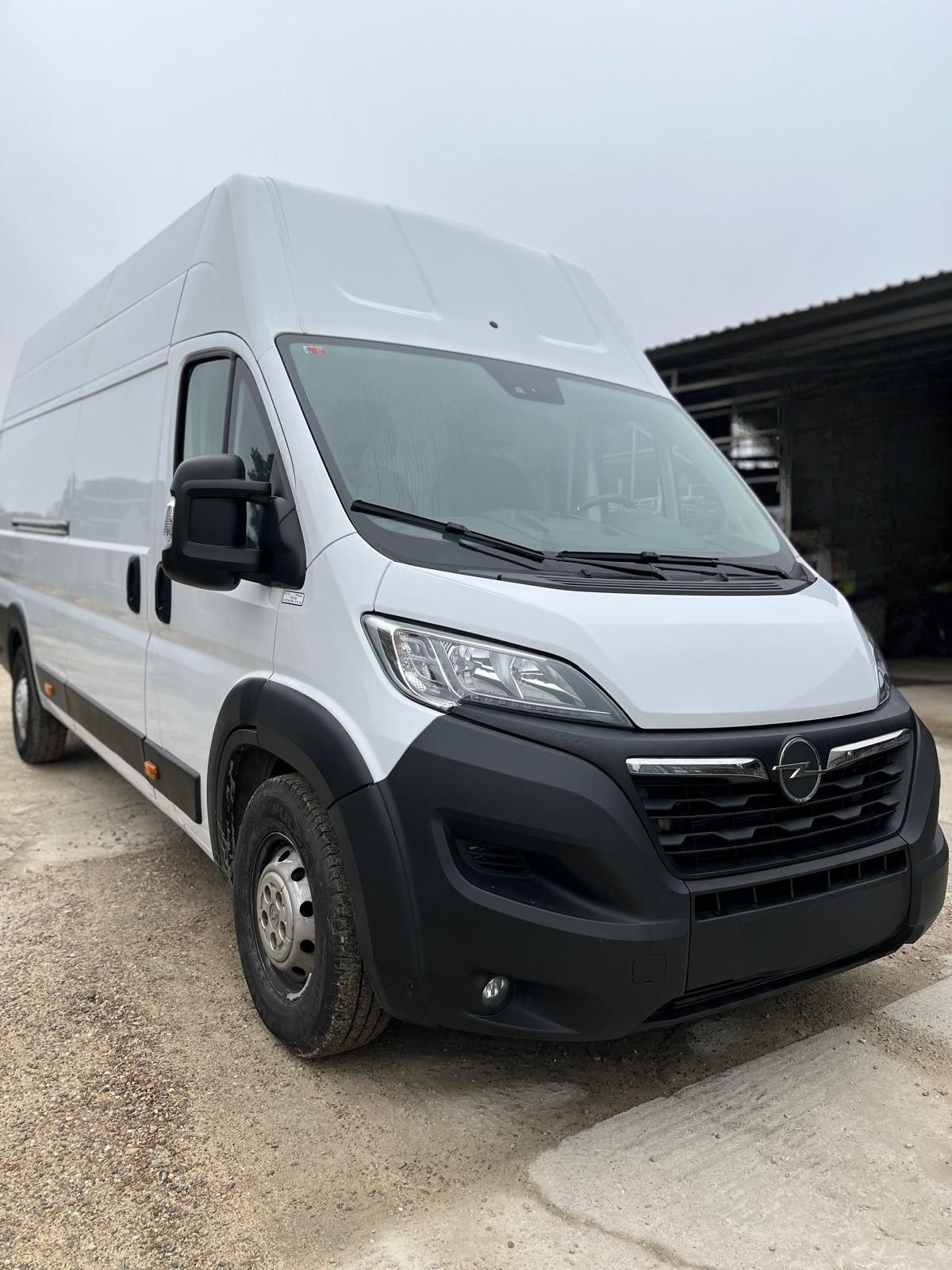Foto del OPEL Movano Fg. 2.2 BlueHDI S&S 140 L3H3 3500