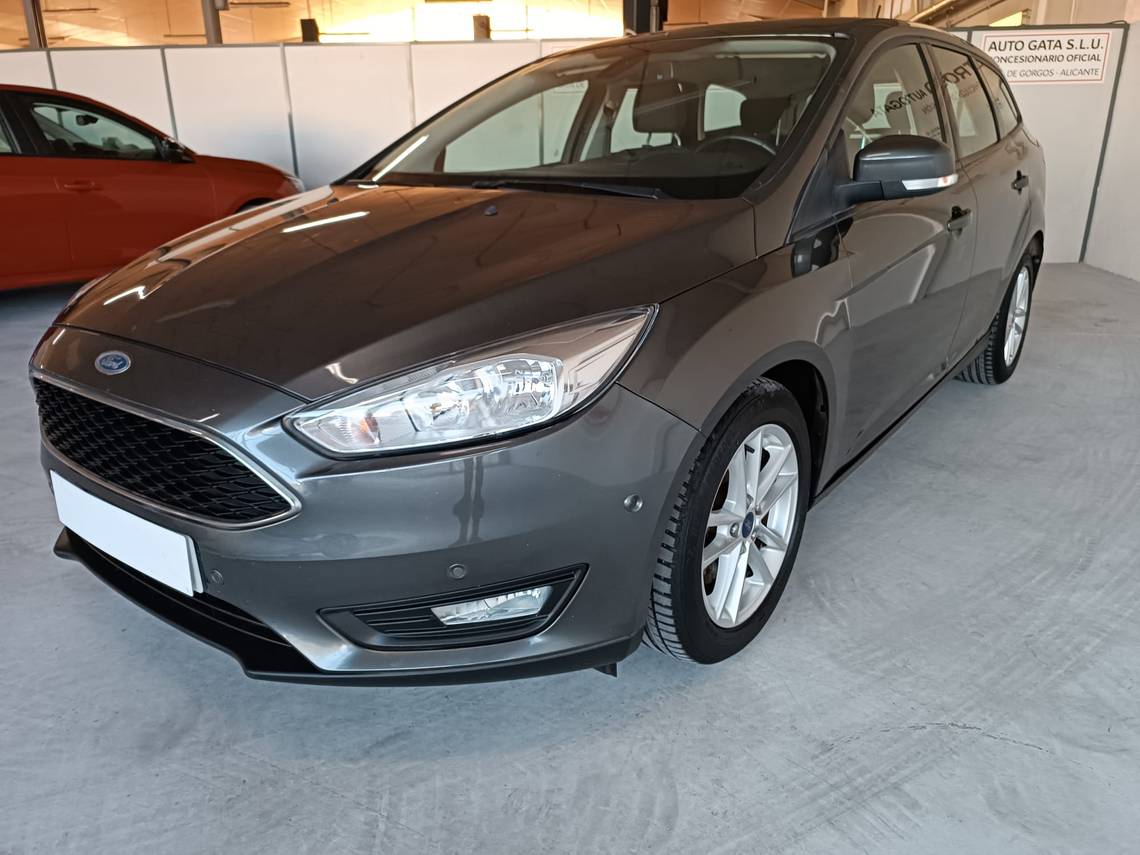 FORD Focus (1.0 Ecoboost Auto-St.-St. 92kW Trend+) en Alicante