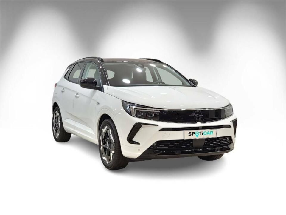 Foto del OPEL Grandland PHEV 1.6 Turbo GSe Aut. 4x4 300