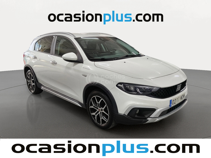 Foto del FIAT Tipo 1.5 Hybrid Cross DCT