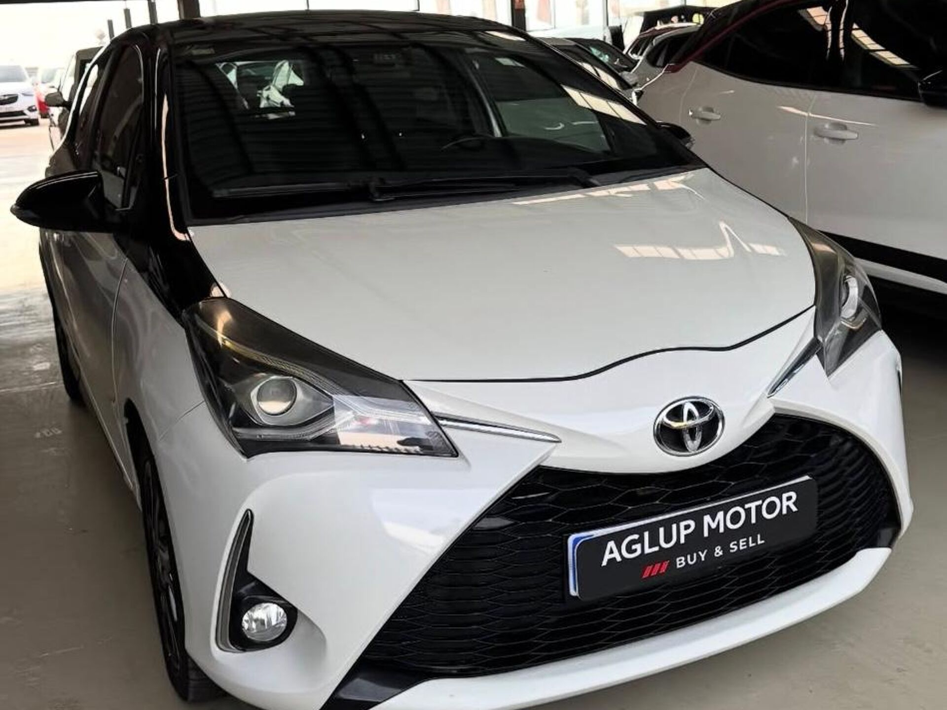 Imagen 2 de TOYOTA Yaris