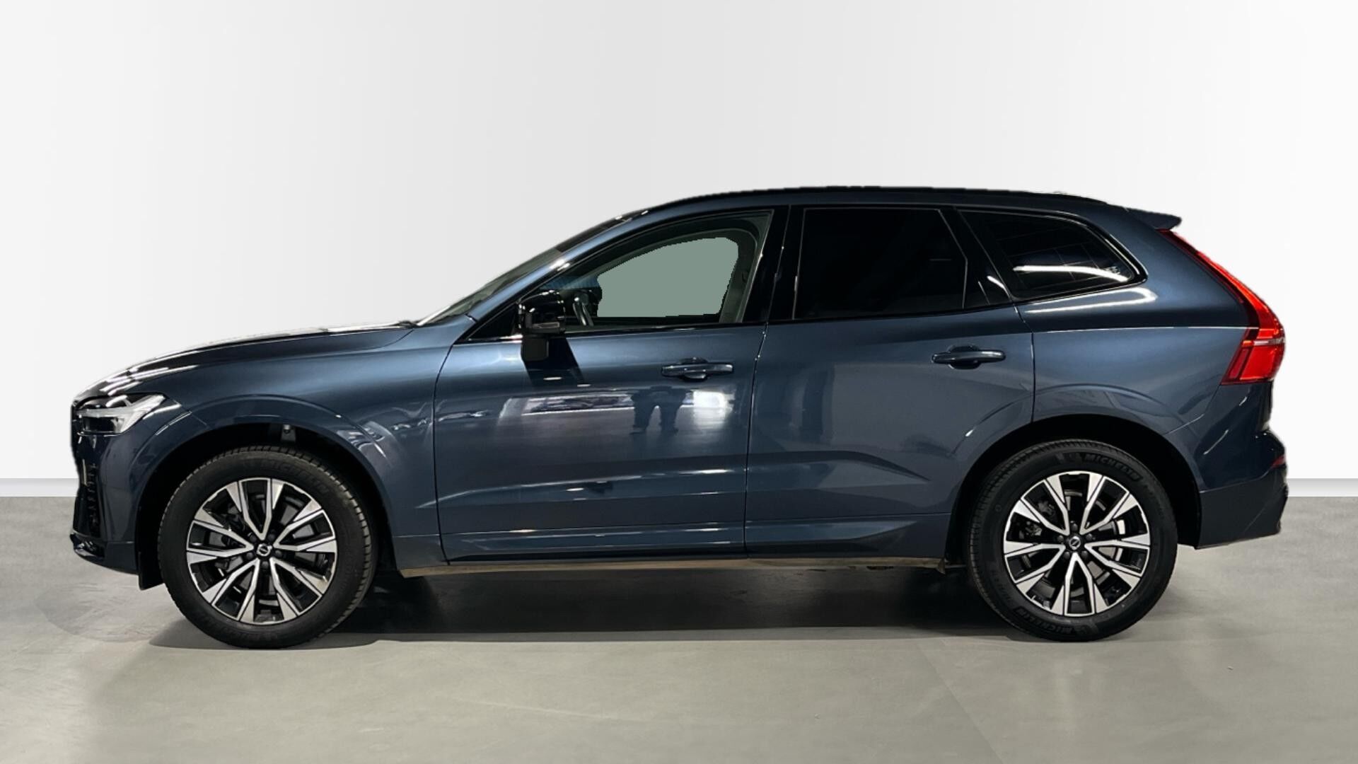Foto del VOLVO XC60 B4 Plus Dark AWD Aut.