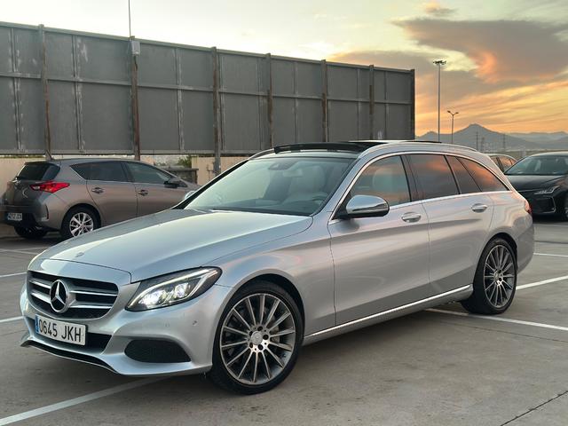 MERCEDES Clase C (C Estate 350 e AMG Line 205 kW (279 CV)) en Barcelona