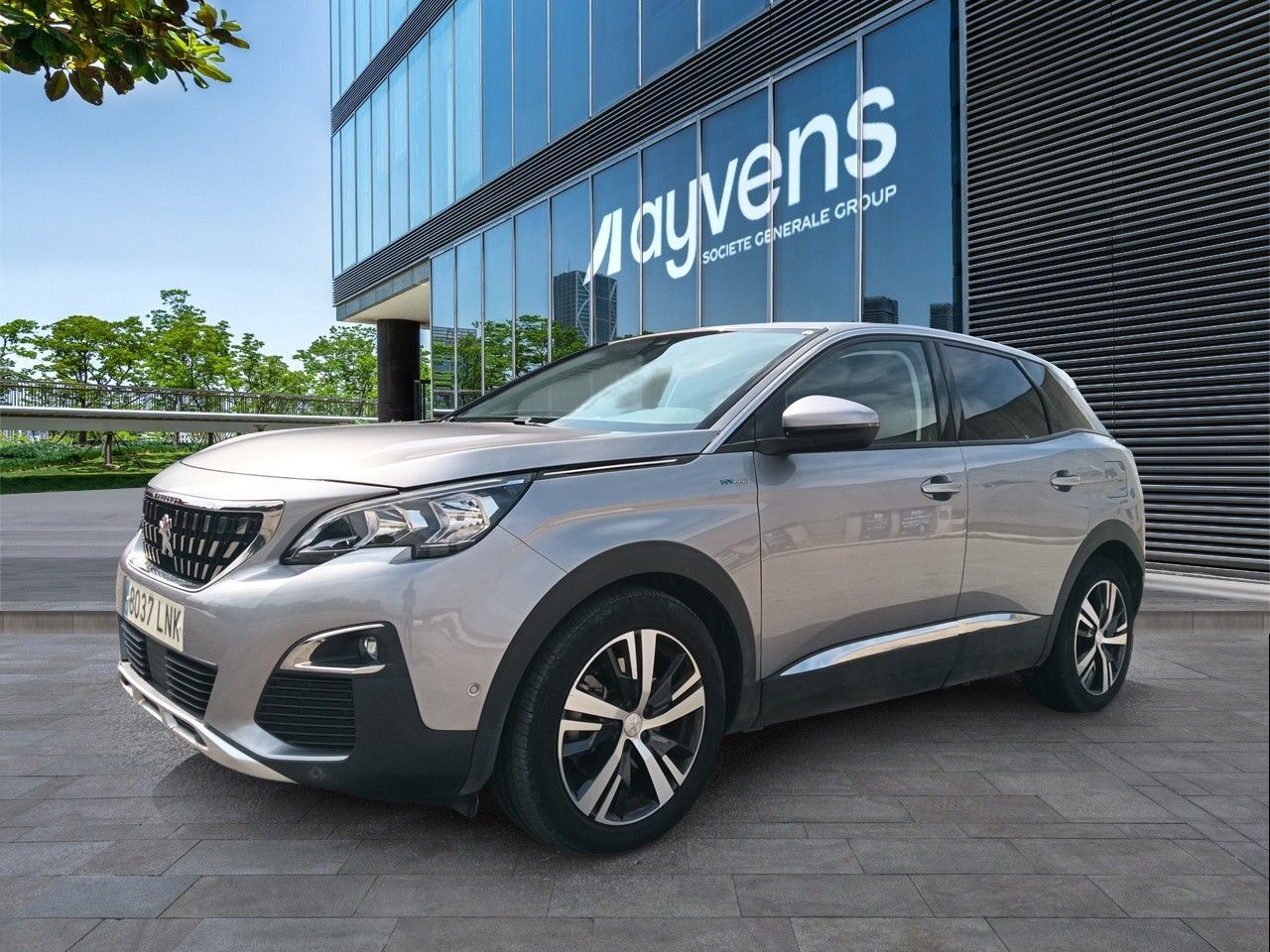 PEUGEOT 3008 (Hybrid 225 Allure e-EAT8 165 kW (225 CV)) en Madrid