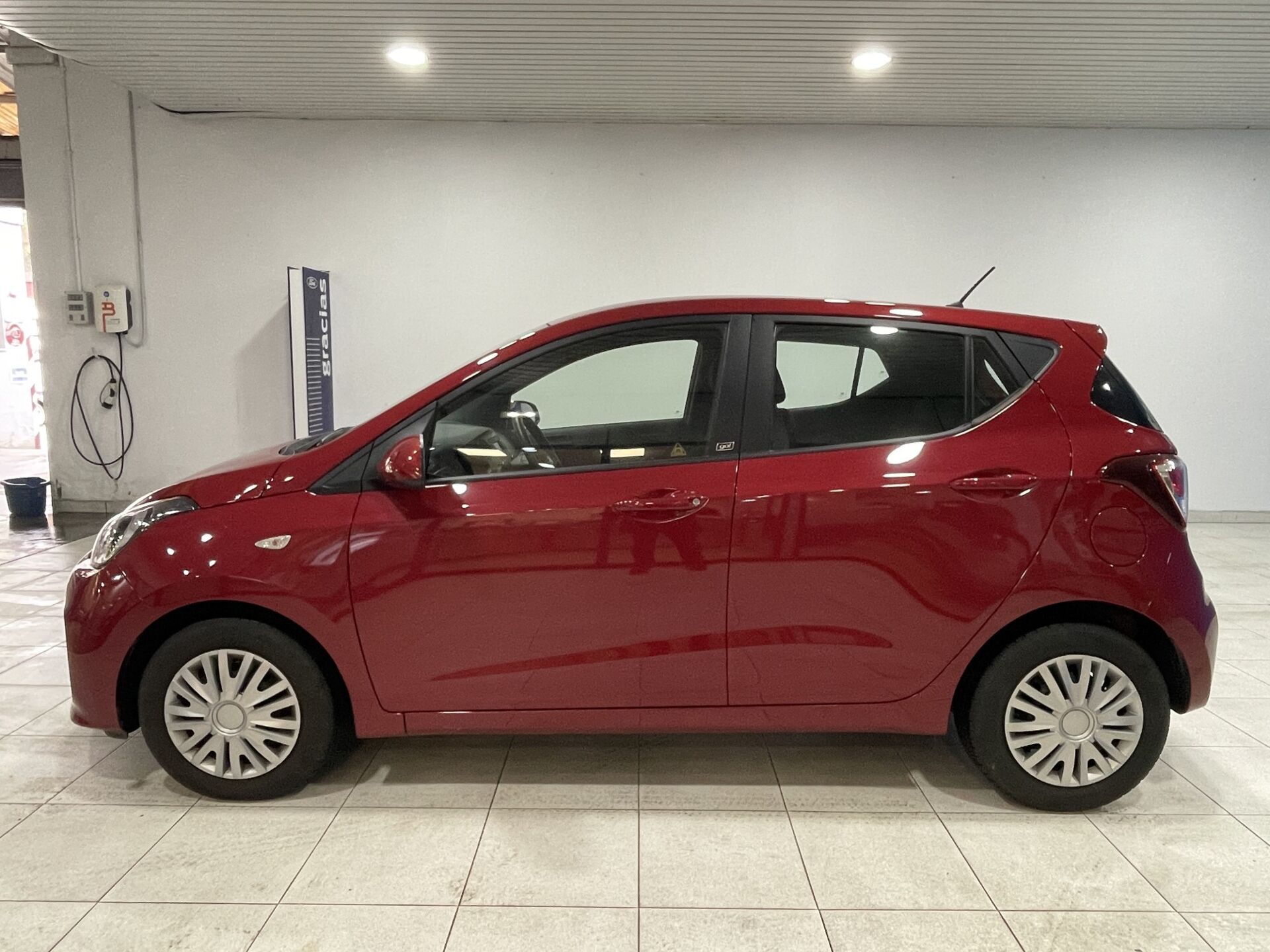 Imagen 3 de HYUNDAI i10