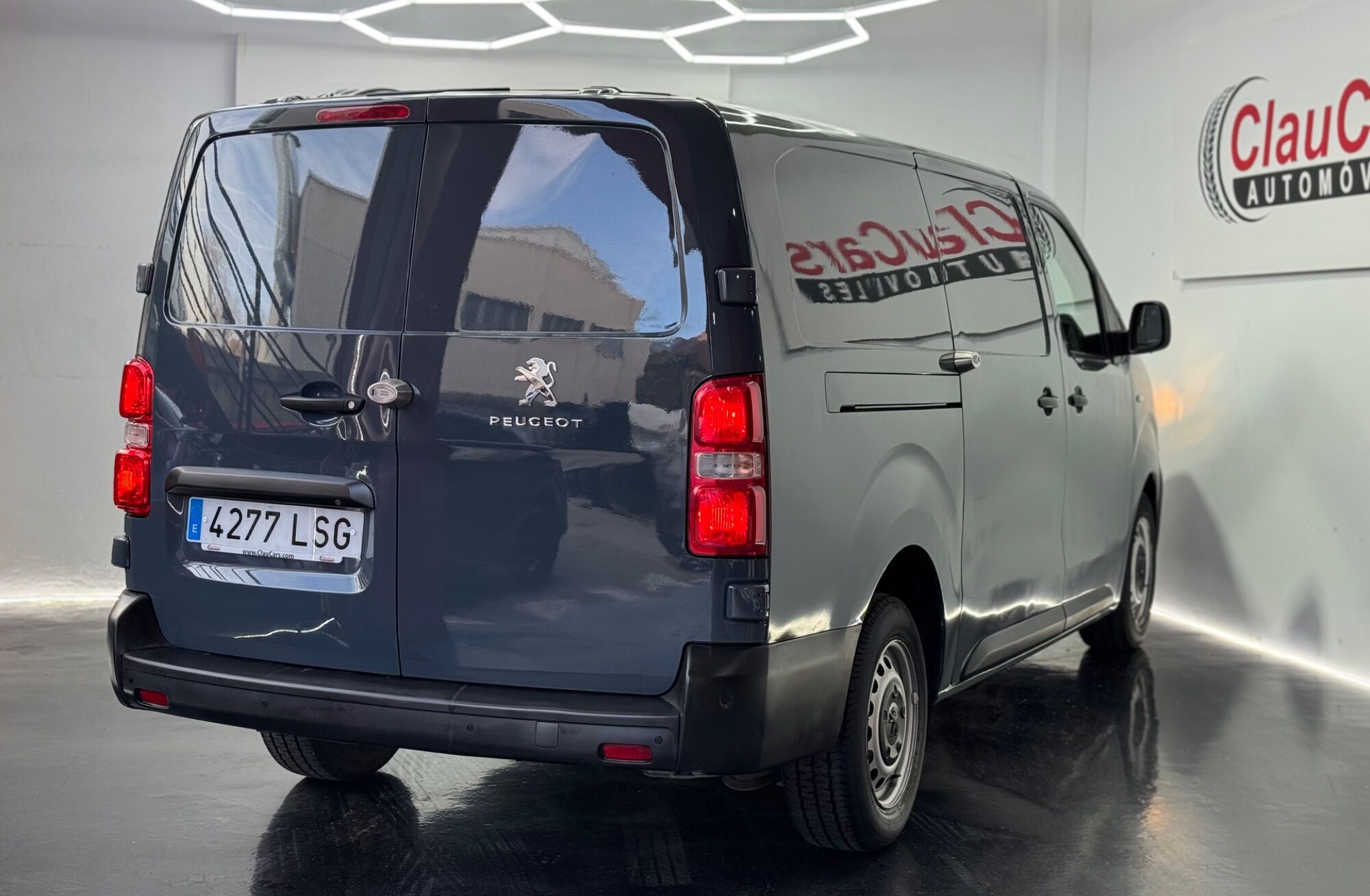 Foto del PEUGEOT Expert Fg. Long 1.5BlueHDi S&S Premium 100