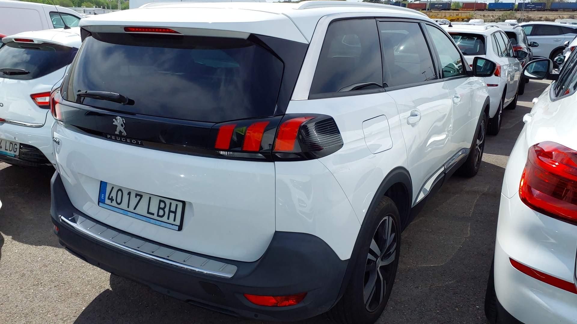 Foto del PEUGEOT 5008 1.5BlueHDi S&S Allure EAT8 130