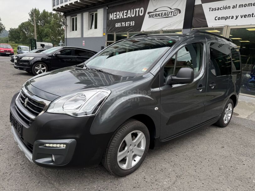 Foto del PEUGEOT Partner Tepee 1.6BlueHDI Outdoor 120