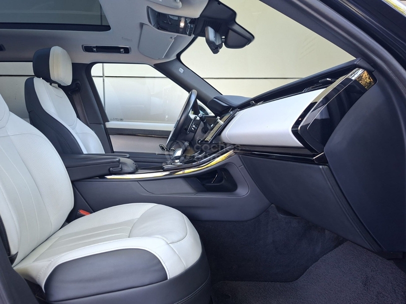 Foto del LAND ROVER Range Rover Sport 3.0 i6 PHEV Dynamic HSE 440