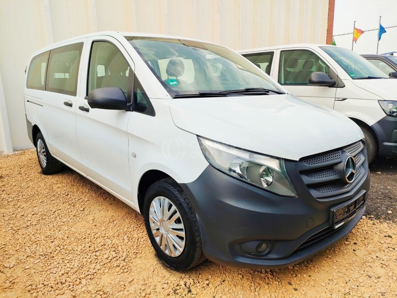Foto del MERCEDES Vito Tourer 114 CDI Select Compacta
