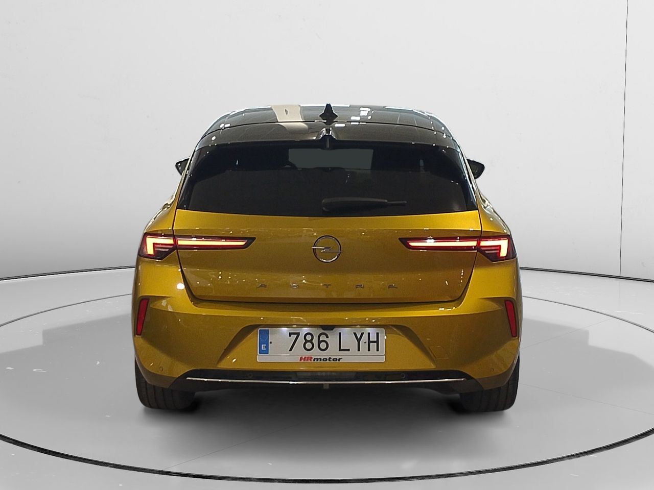 Foto del OPEL Astra 1.2T XHT S-S Ultimate Aut. 130