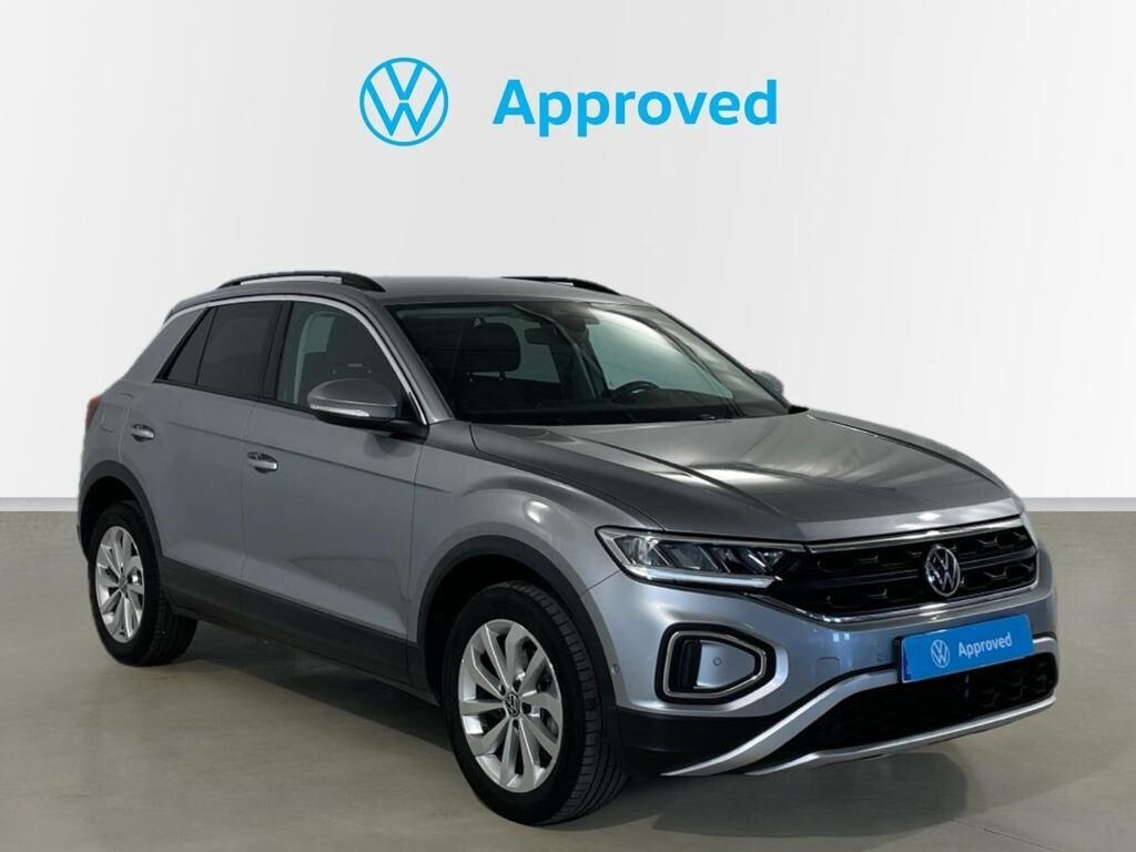 VOLKSWAGEN T-Roc (Life 1.0 TSI 81 kW (110 CV)) en Barcelona