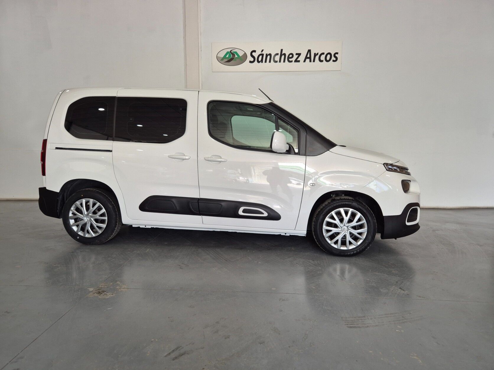 Foto del CITROEN Berlingo Furgón Club 1.6BlueHDi 100