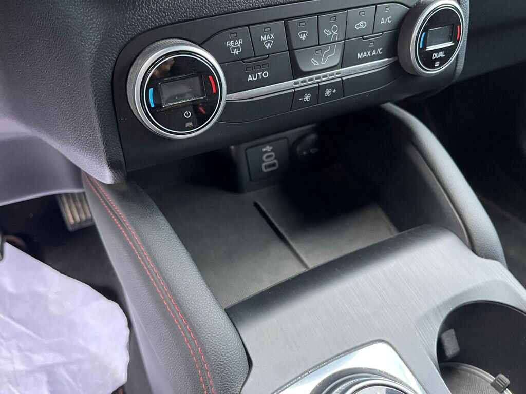 Foto del FORD Kuga 2.5 Duratec FHEV ST-Line 4x2 Aut.