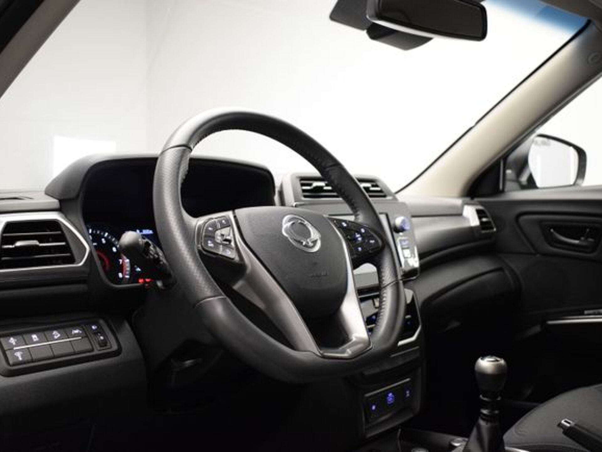 Imagen 2 de SSANGYONG KGM Tivoli