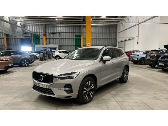 VOLVO XC60 (B4 D Momentum Pro Auto 145 kW (197 CV)) en Madrid