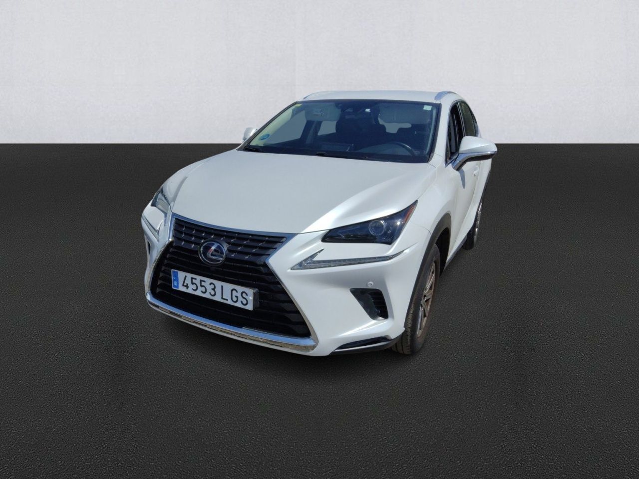 LEXUS NX (300h Business Navigation 2WD 145 kW (197 CV)) en Madrid