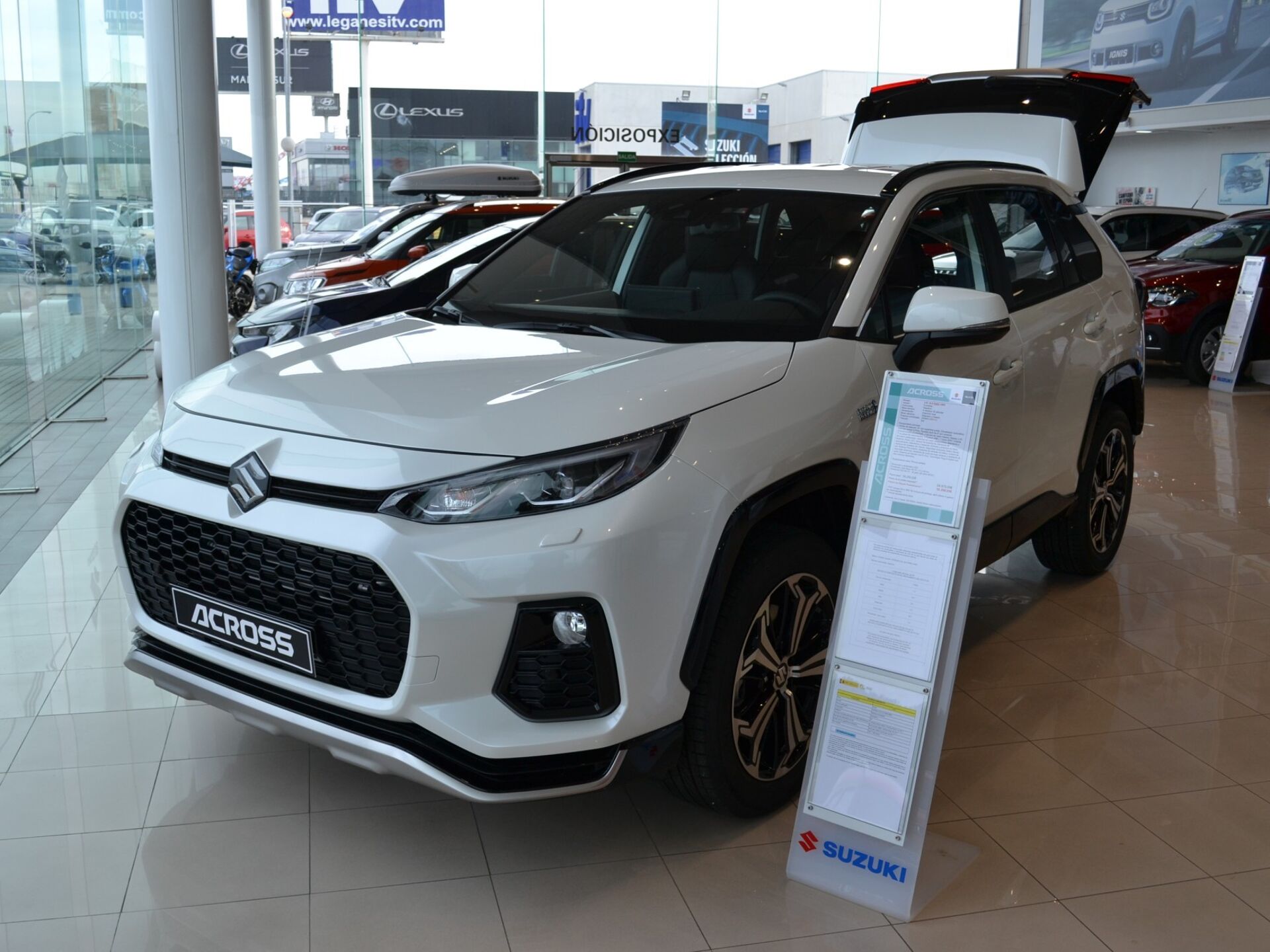 Imagen 2 de SUZUKI Across