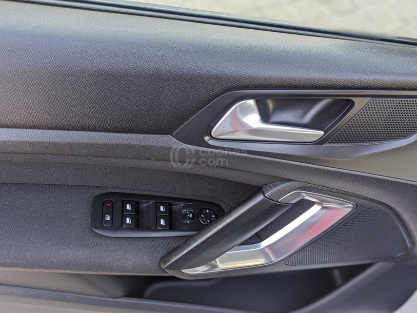 Foto del PEUGEOT 308 SW 1.5BlueHDi S&S Style 130