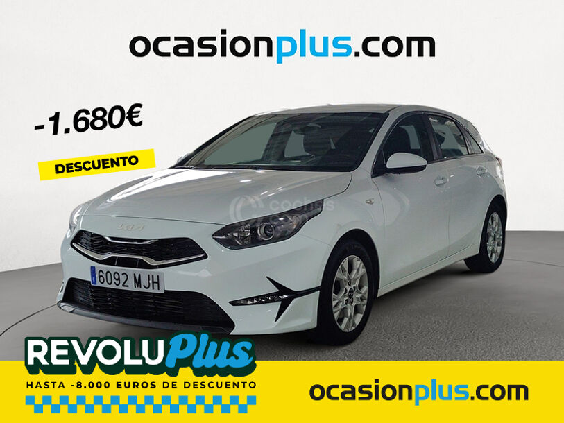 Foto del KIA Ceed 1.6 MHEV iMT Drive 136