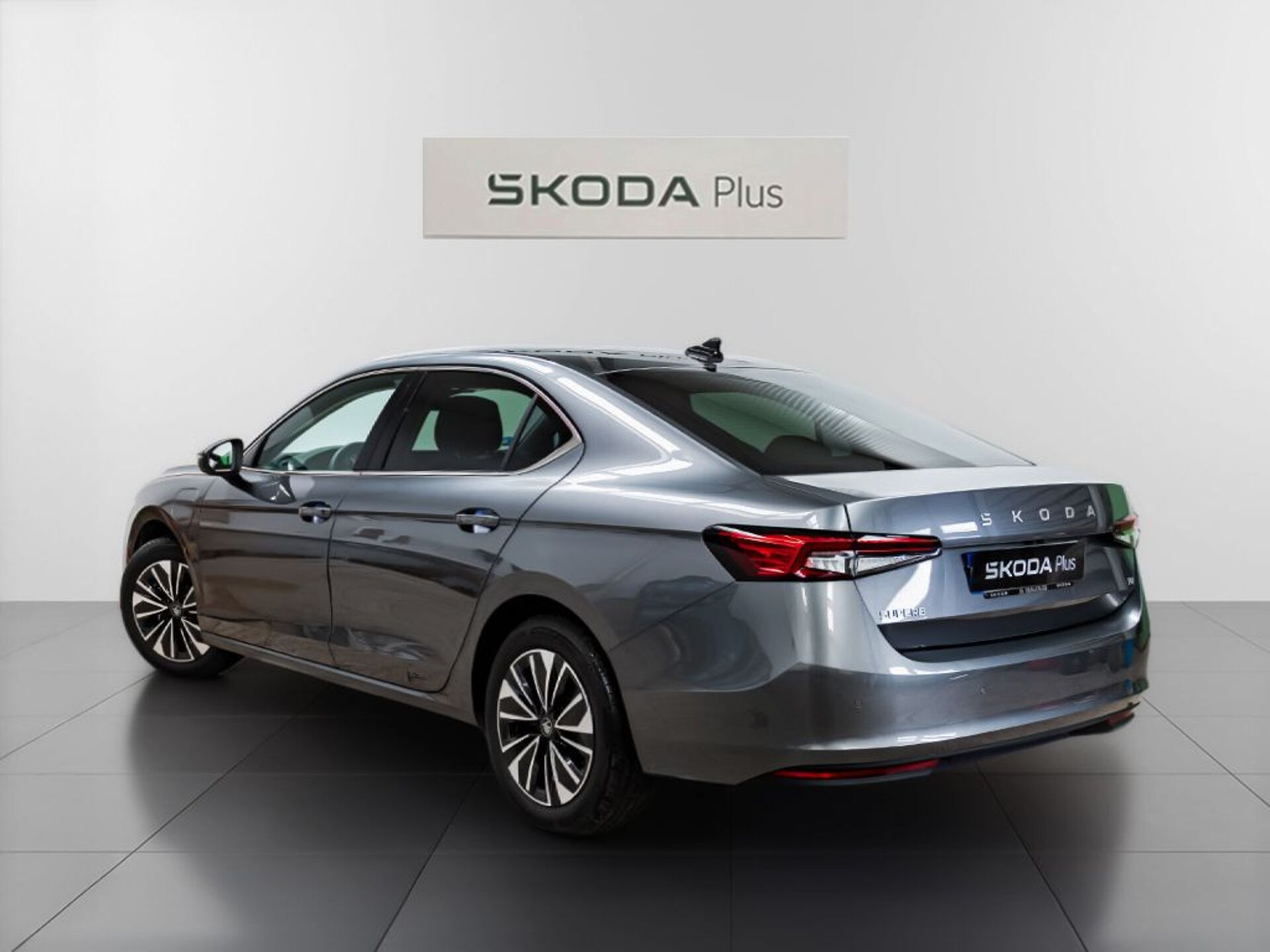 Imagen 2 de SKODA Superb