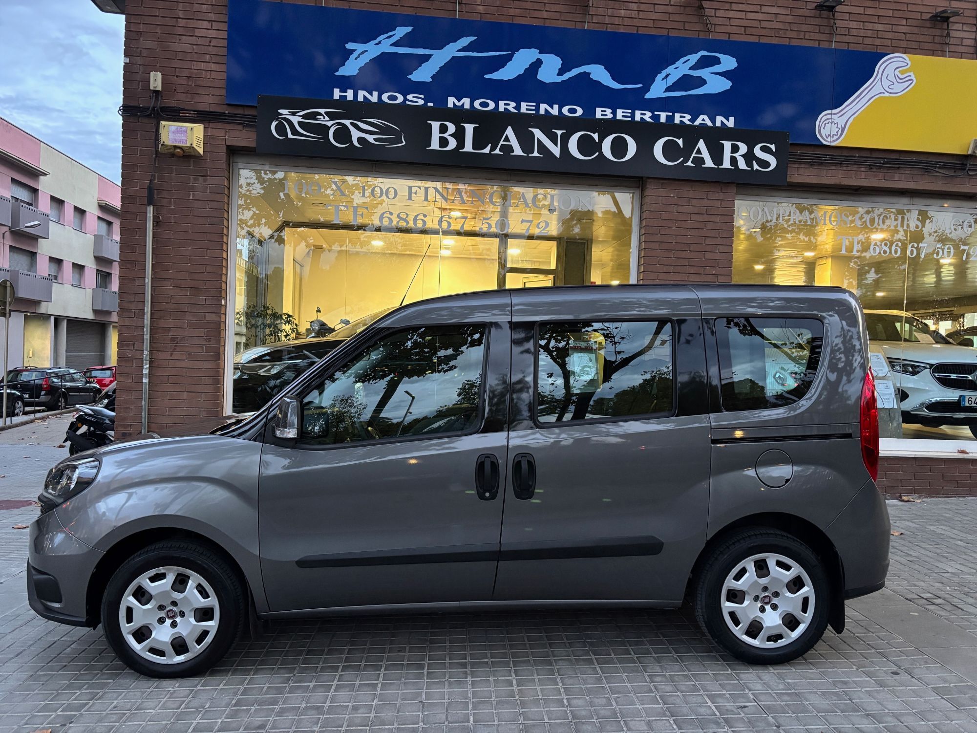 FIAT Dobló (Panorama 1.4 T-Jet GNC Corto Easy) en Barcelona