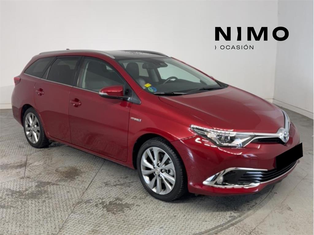 TOYOTA Auris (1.8 140H Advance Touring Sports) en Huelva