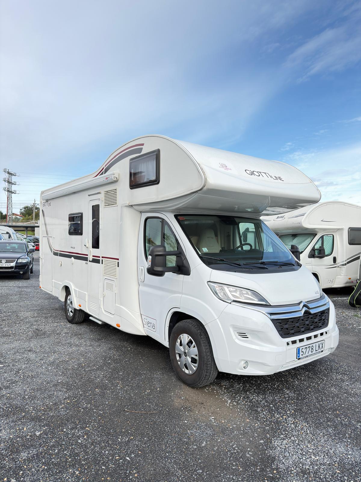 Foto del CITROEN Jumper Combi 2.2BlueHDI 33L2H2 140