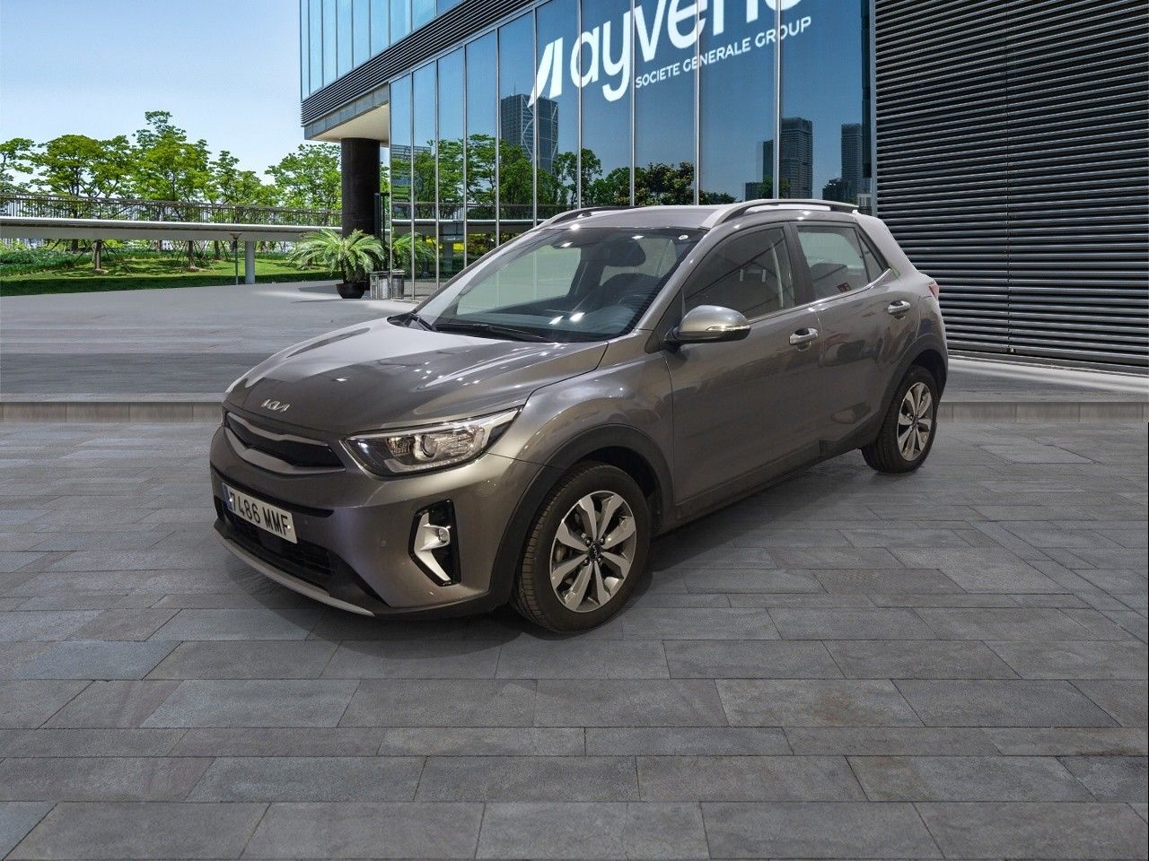 KIA Stonic (1.0 T-GDi MHEV Drive 74 kW (100 CV)) en Madrid
