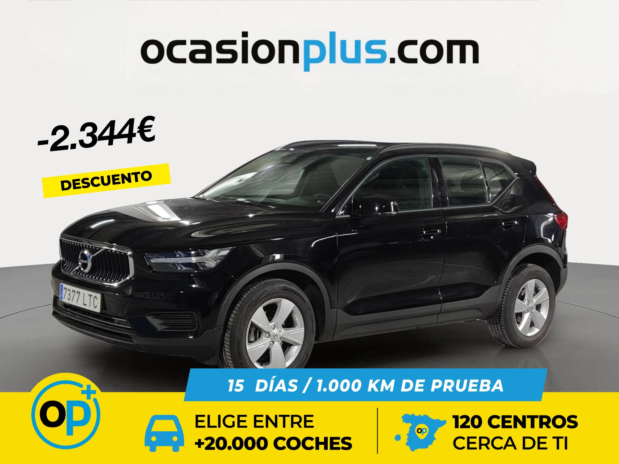 VOLVO XC40 (T2 Momentum Core 95 kW (129 CV)) en Madrid