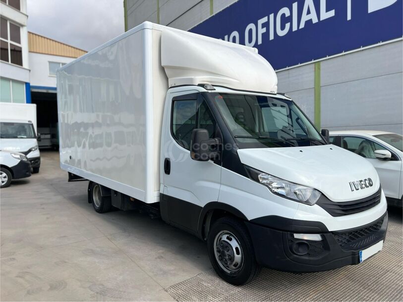 Foto del IVECO Daily Chasis Cabina 35C16 3750 156