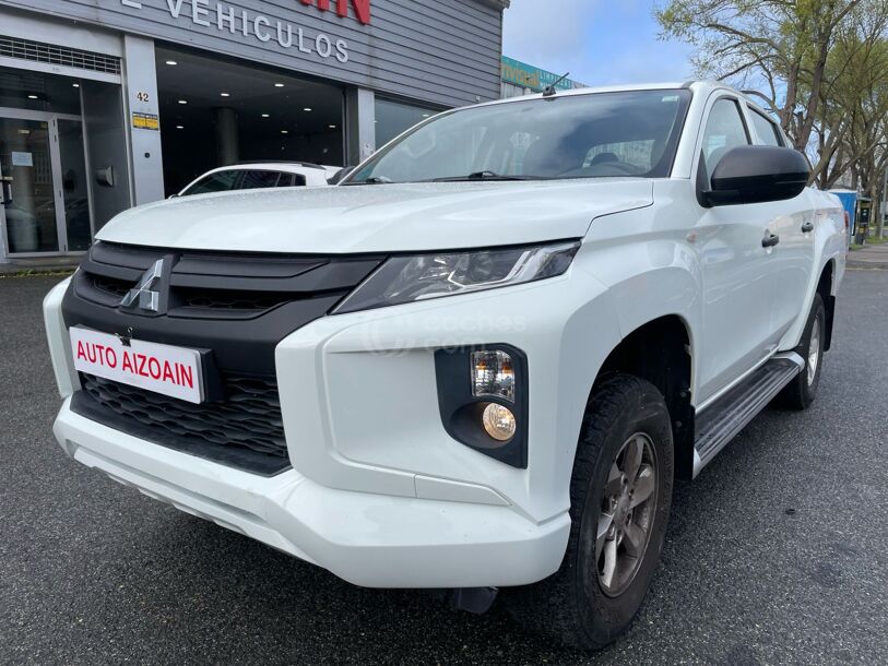 Foto del MITSUBISHI L200 2.2DI-D Doble Cabina M-PRO