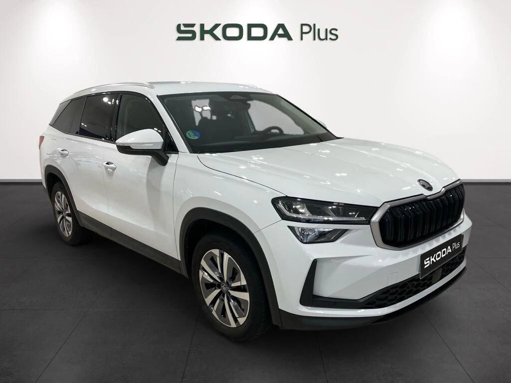 SKODA Kodiaq (1.5 TSI m-HEV Selection DSG 110 kW (150 CV)) en Madrid