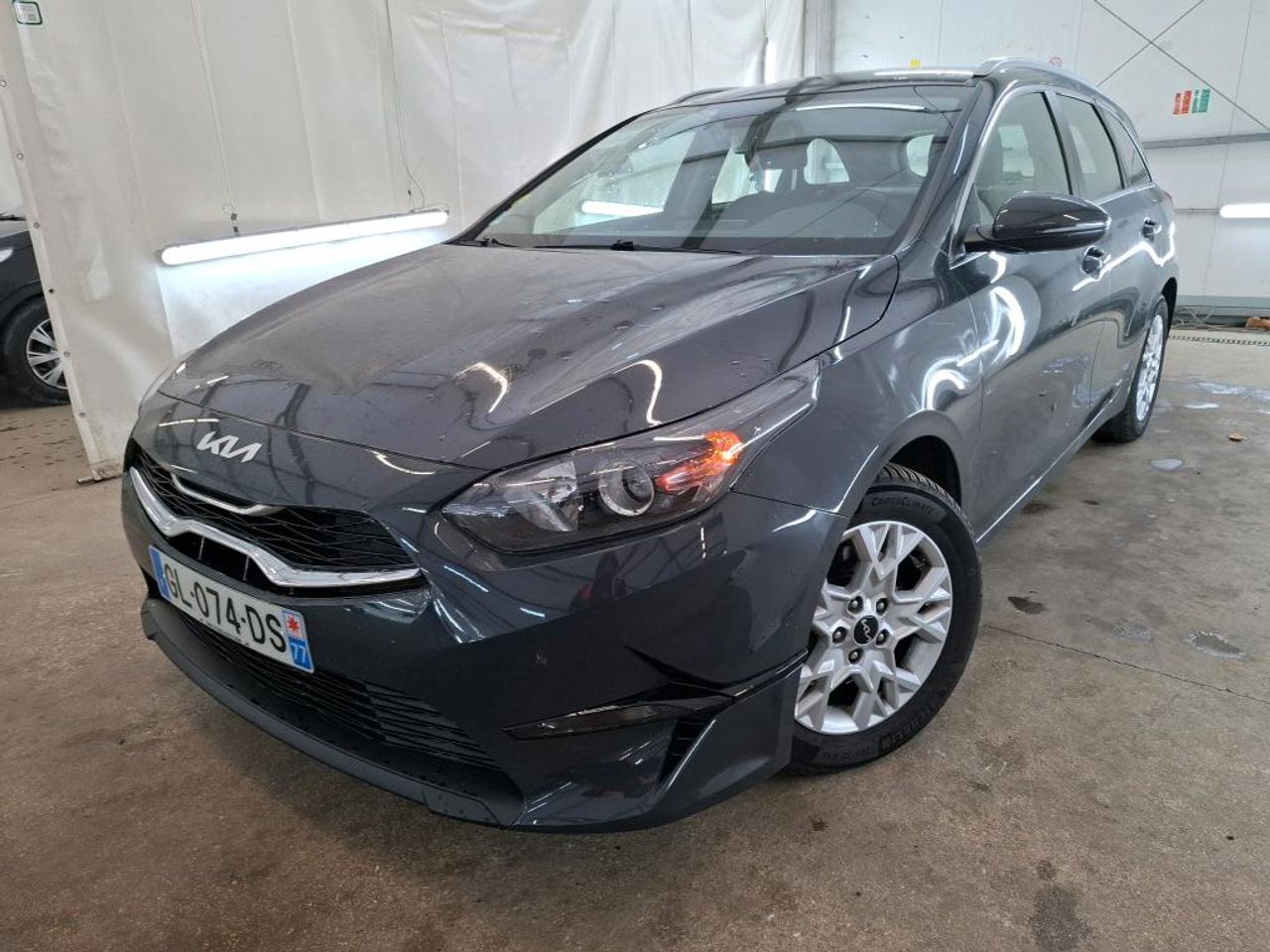 Foto del KIA Ceed 1.6 MHEV iMT Tech DCT 136