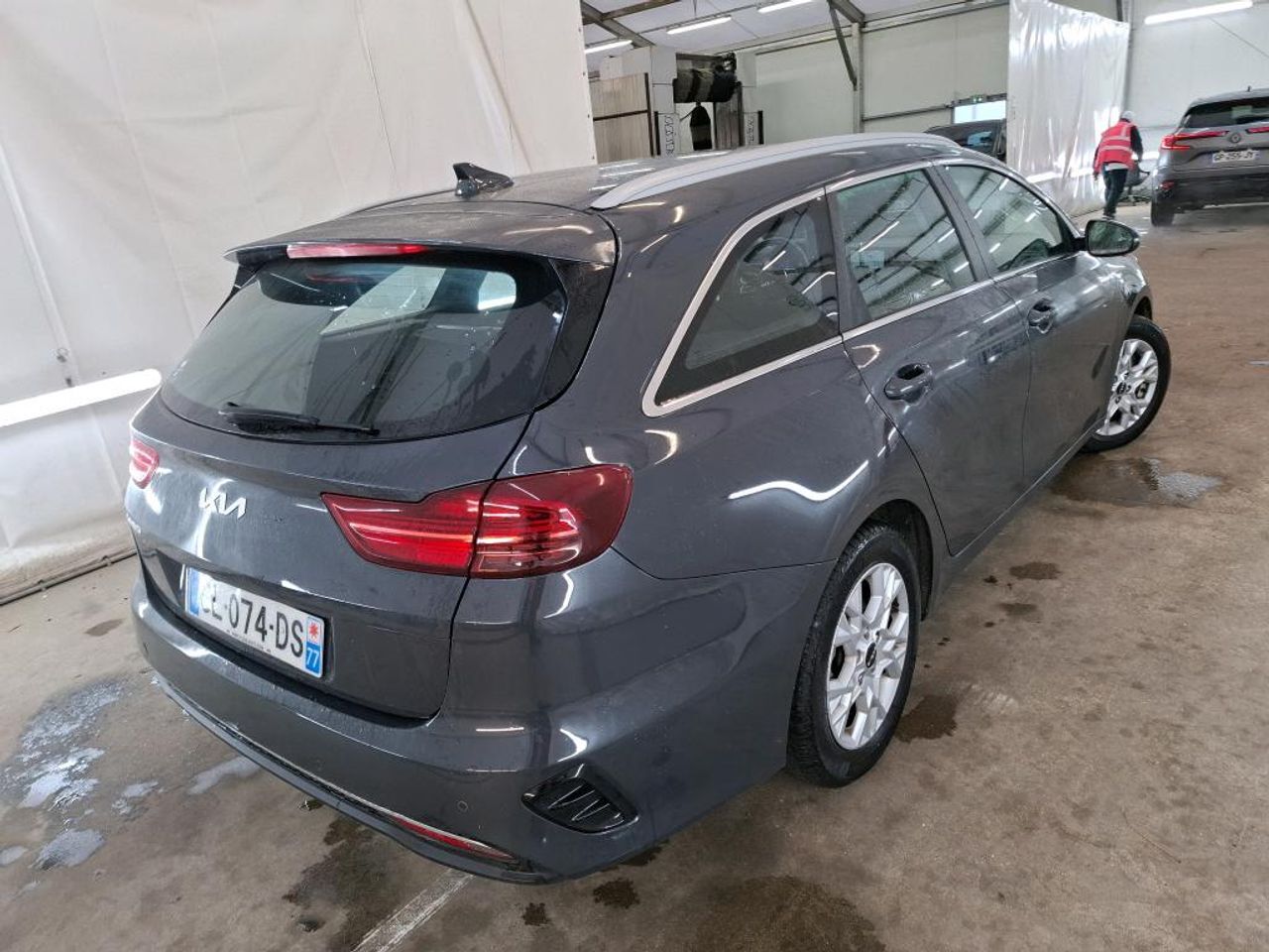 Foto del KIA Ceed 1.6 MHEV iMT Tech DCT 136