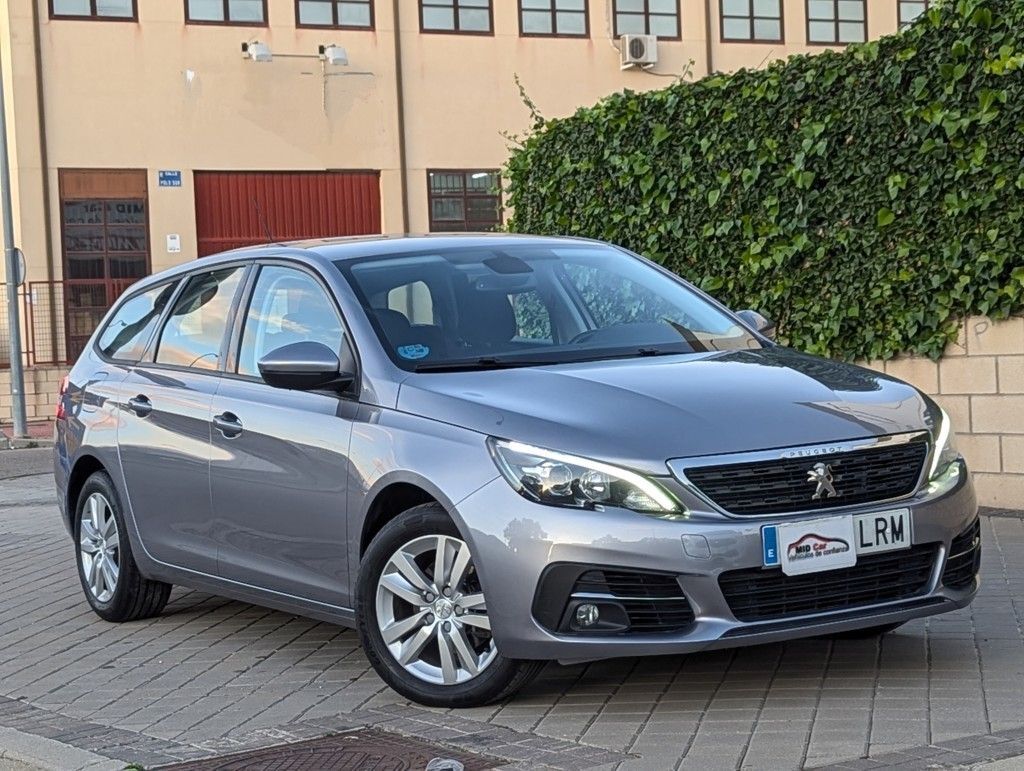 PEUGEOT 308 (SW 1.5BlueHDi S&S Allure Pack EAT8 130) en Madrid