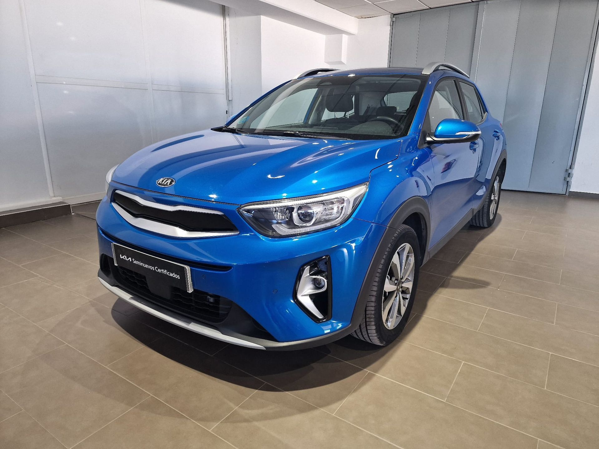 Foto del KIA Stonic 1.0 T-GDi MHEV iMT Concept Plus 100