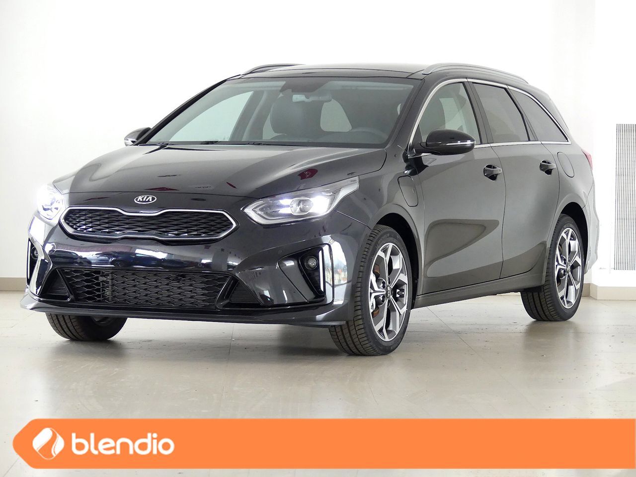 Foto del KIA Ceed Tourer 1.6 PHEV eMotion Aut.